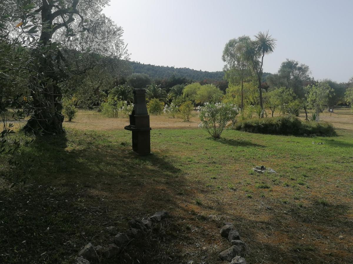 La Piana Di Calena Villa Пешичи Екстериор снимка